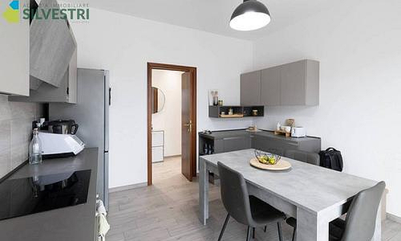Appartamento Di 95 M...