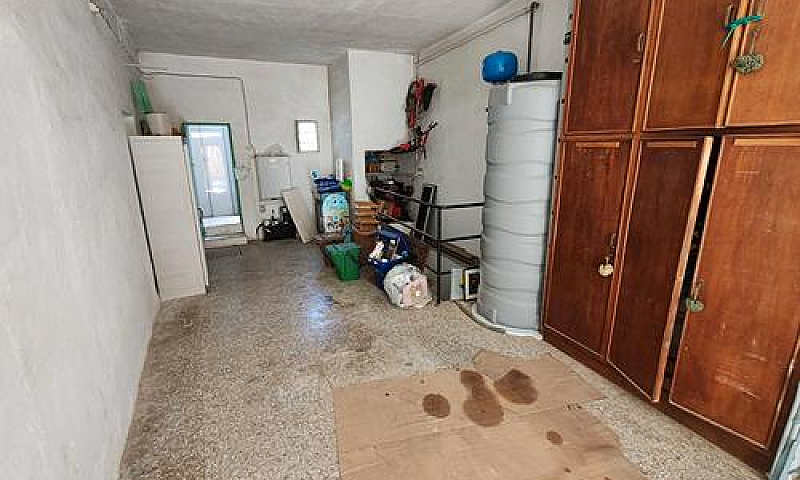 Abitazione Con Box E...
