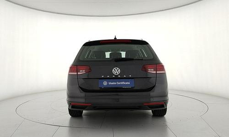 Volkswagen Passat Va...