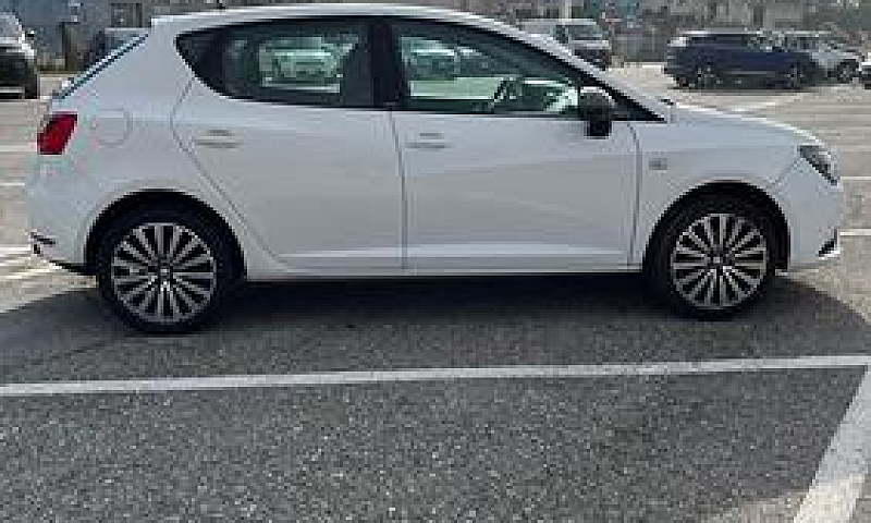 Seat Ibiza 5P Connec...