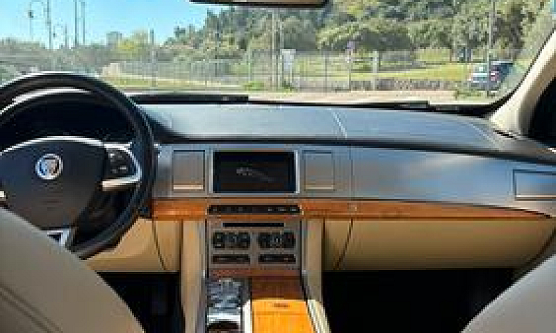 Jaguar Xf 2.2 200 Cv...
