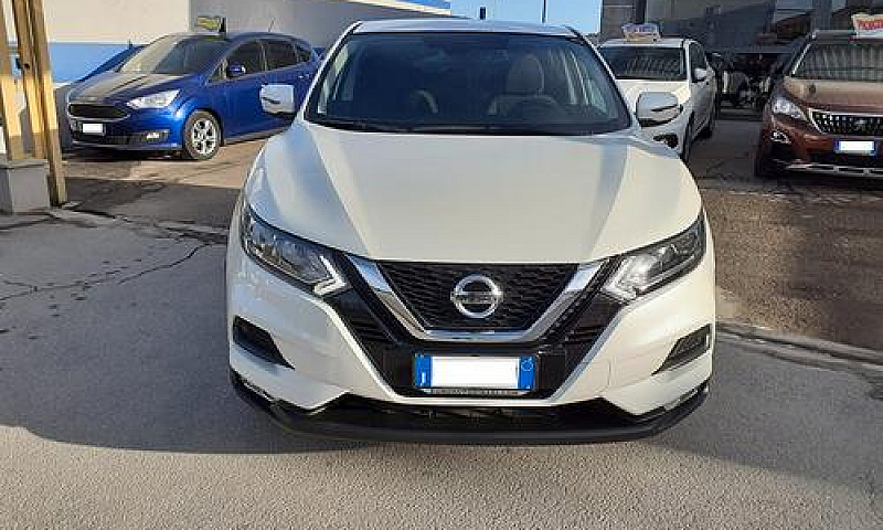 Nissan Qashqai 1.5 D...