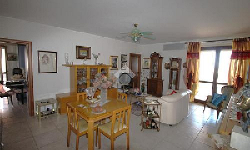 4 Locali A Termoli...