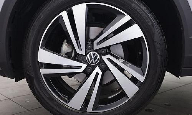 Volkswagen T-Roc 1.5...