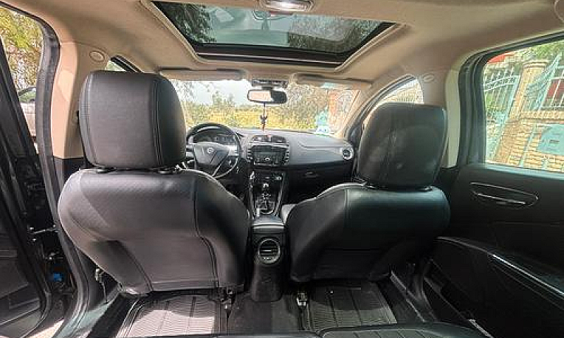 Lancia Delta 2014 Fu...