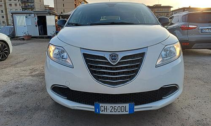 Lancia Ypsilon Fine ...