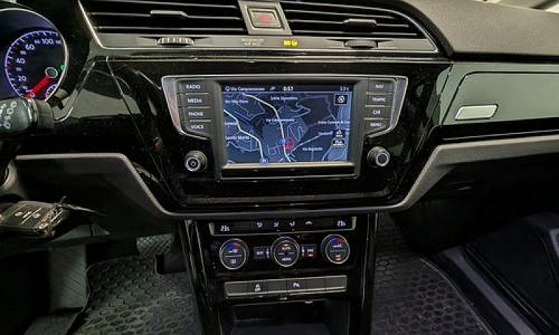 Volkswagen Touran 1....