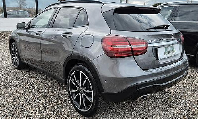 Mercedes-Benz Gla 20...
