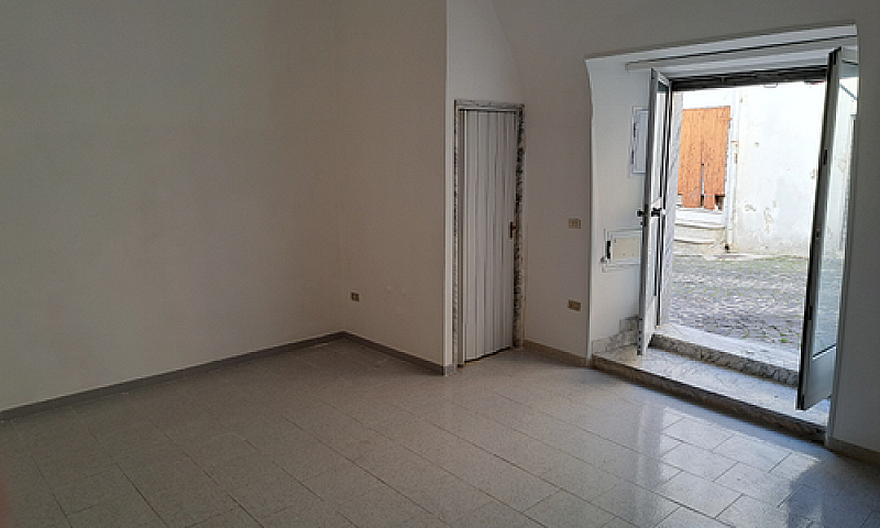 Monolocale Zona Cent...