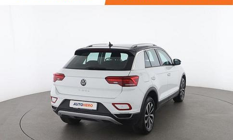 Volkswagen T-Roc 1.5...