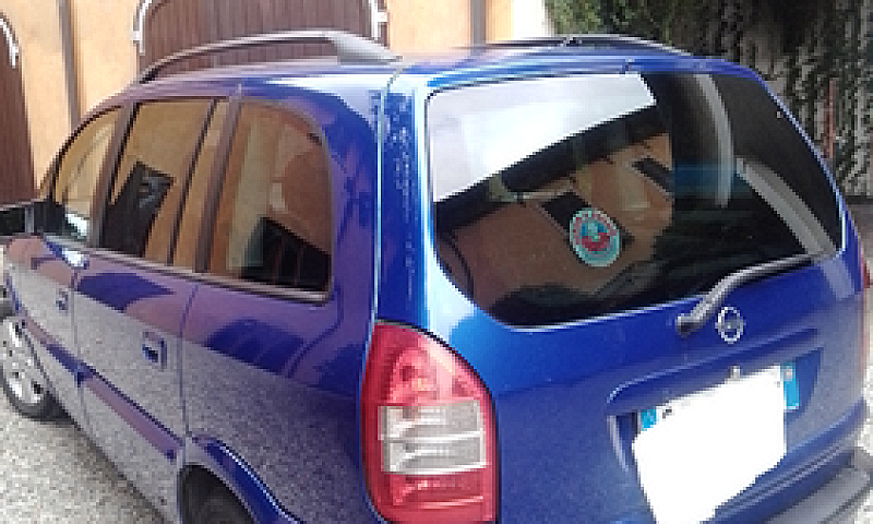Opel Zafira...