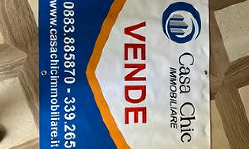 Via Canosa...