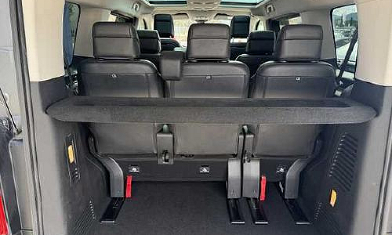 Peugeot Traveller Bl...