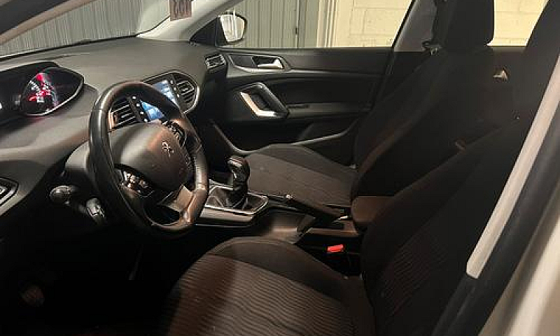 Peugeot 308 1.2 Allu...