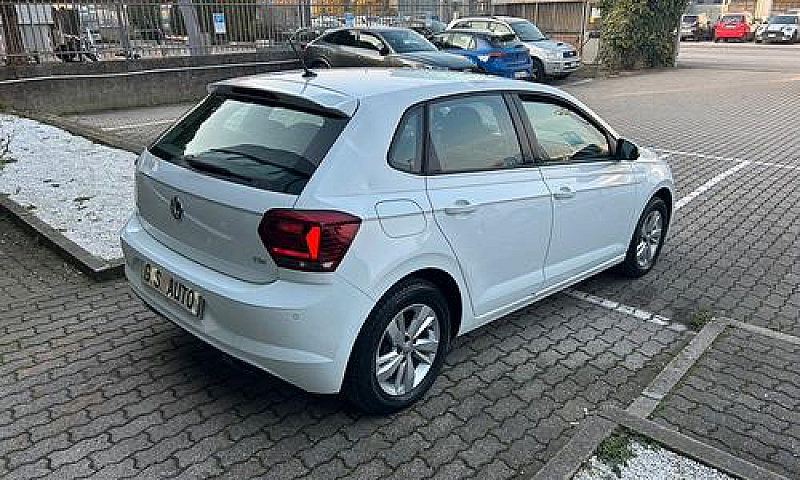 Volkswagen Polo 5P 1...