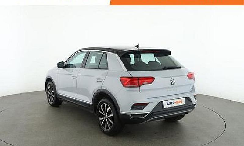 Volkswagen T-Roc 1.0...