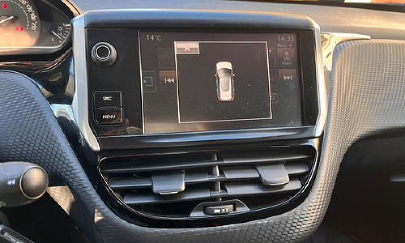 Peugeot 2008...