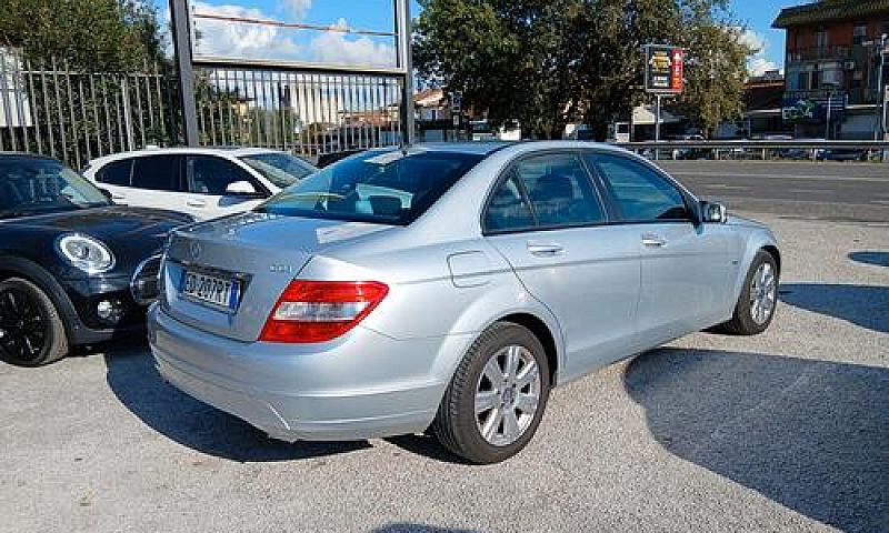 Mercedes-Benz C 200 ...