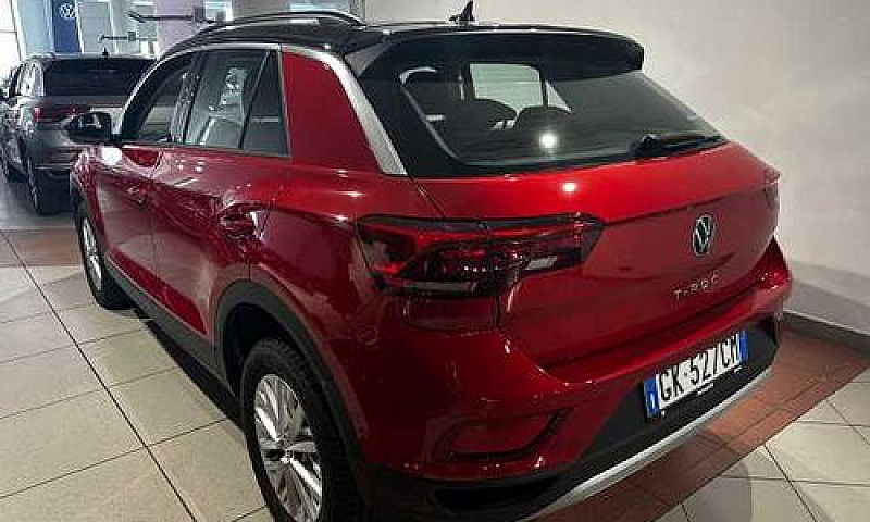 Volkswagen T-Roc 1.0...