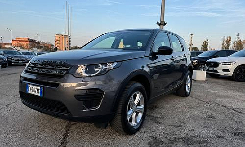 Land Rover Discovery...