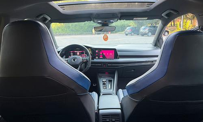 Golf 8R Full Optiona...