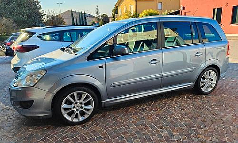 Opel Zafira 1.7 Cdti...