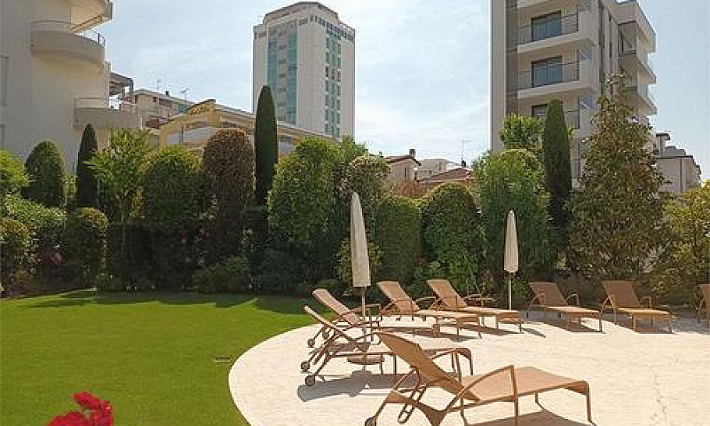 Residence 20M. Dal M...