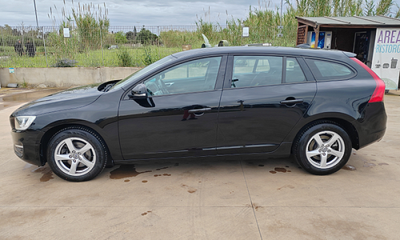 Volvo V60 D2 1.6 115...