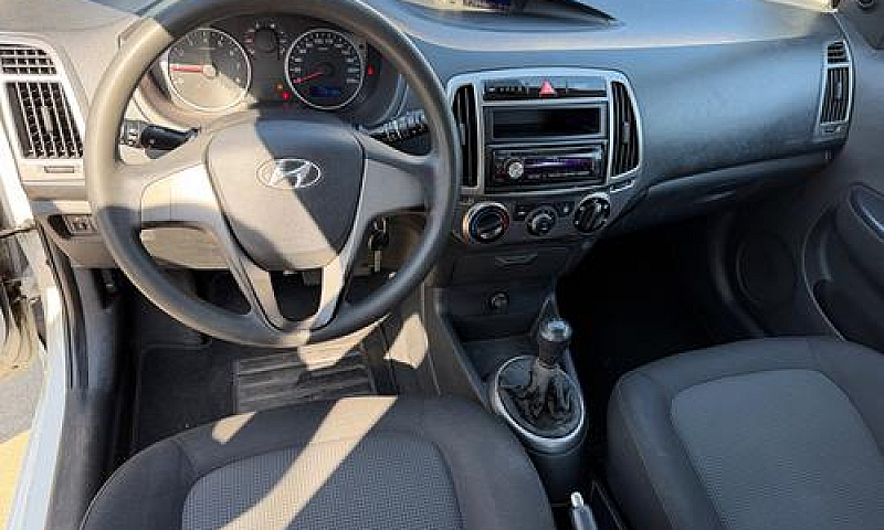 Hyundai I20 1.2 Benz...