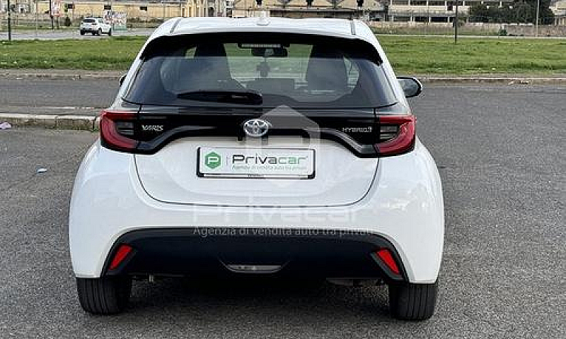 Toyota Yaris 1.5 Hyb...