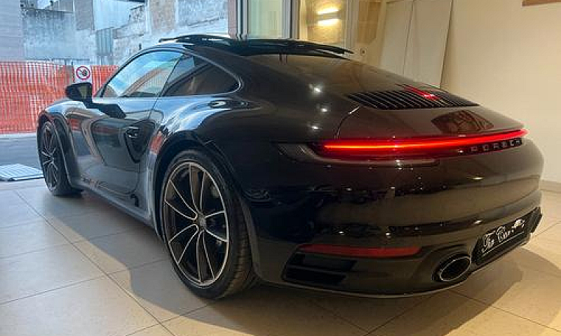 Porsche 911 Carrera ...