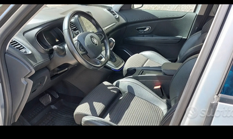 Renault Grand Scenic...