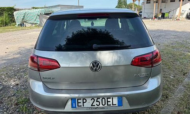 Volkswagen Golf 2.0 ...