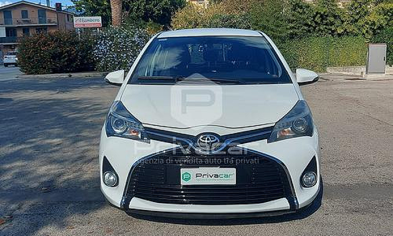 Toyota Yaris 1.4 D-4...