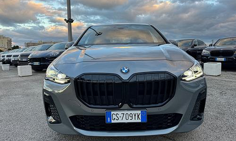 Bmw 218D Active Tour...