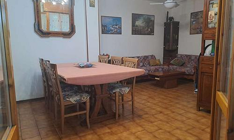 Appartamento A Moden...