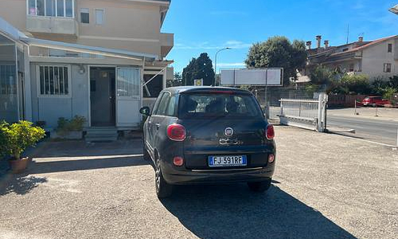 Fiat 500L 1.4 T-Jet ...