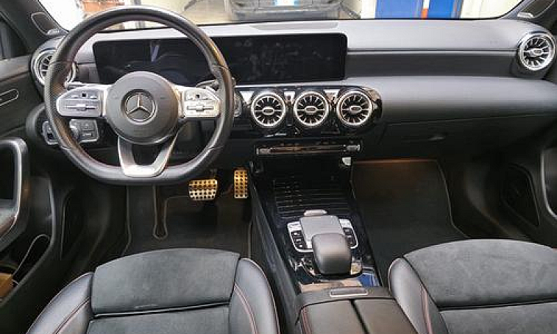 Mercedes-Benz A 220 ...