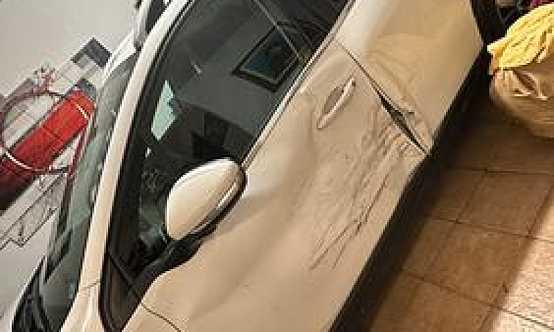 Peugeot 2008...