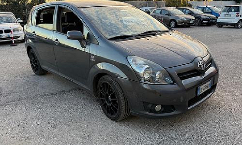 Toyota Corolla Verso...