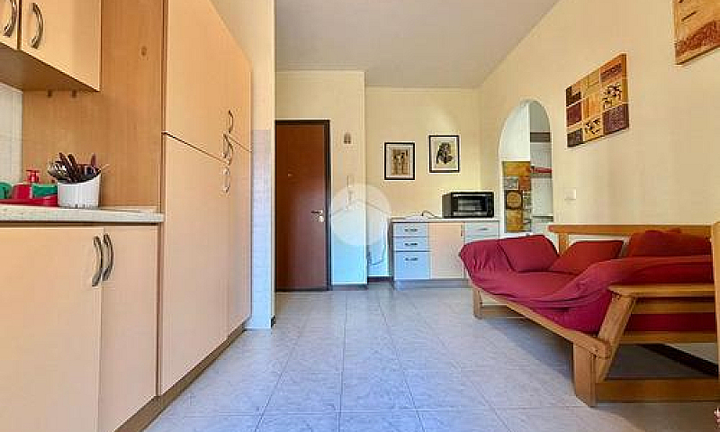 2 Locali A Viterbo...