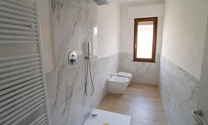Rif.2460Ra16258| App...
