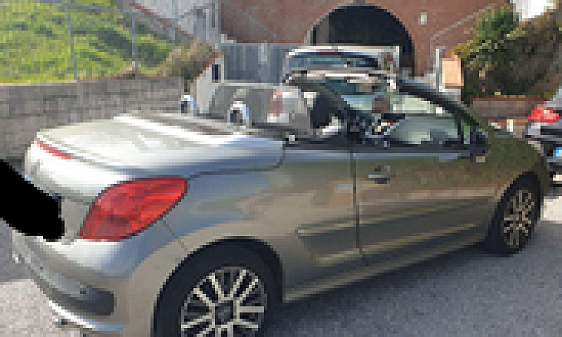 Peugeot 207Cc...