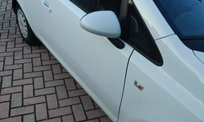 Opel Corsa Con Impia...