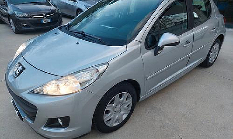 Peugeot 207 Plus 1.4...