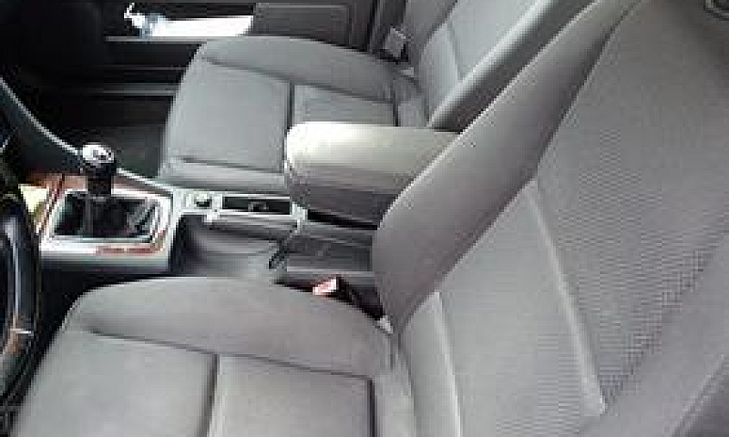 Audi A4 1ª Serie - 2...