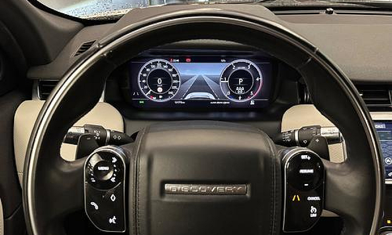 Land Rover Discovery...