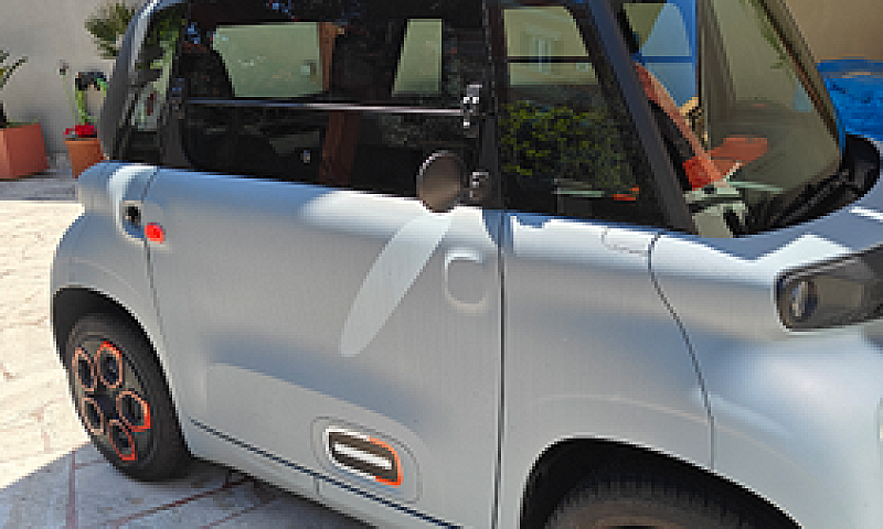 Citroen Ami...