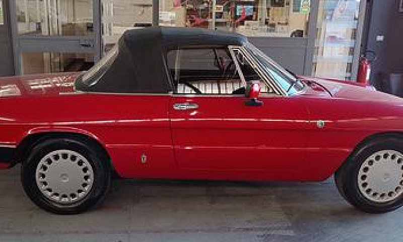 Alfa Romeo Spider Du...