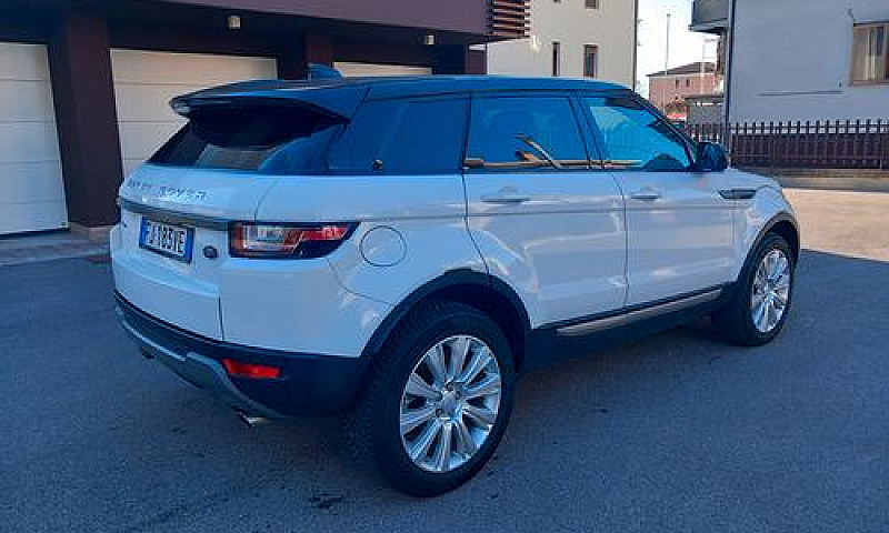 Land Rover Evoque 2....